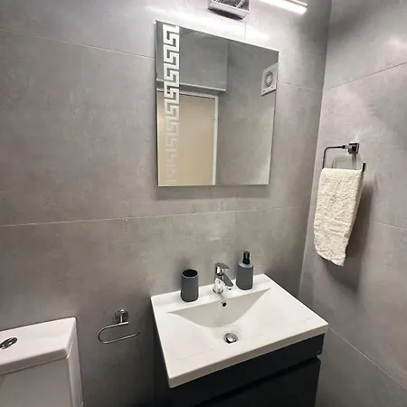 Modern Beachside Gem Apartman *